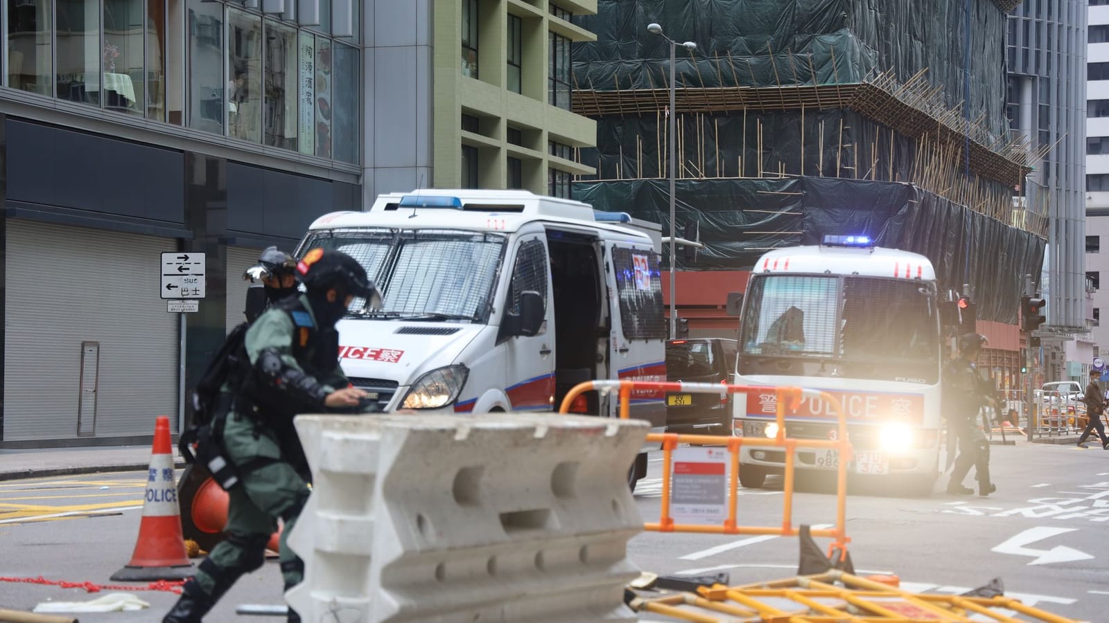 Ankara CHP raid deepens fears over Turkey democracy