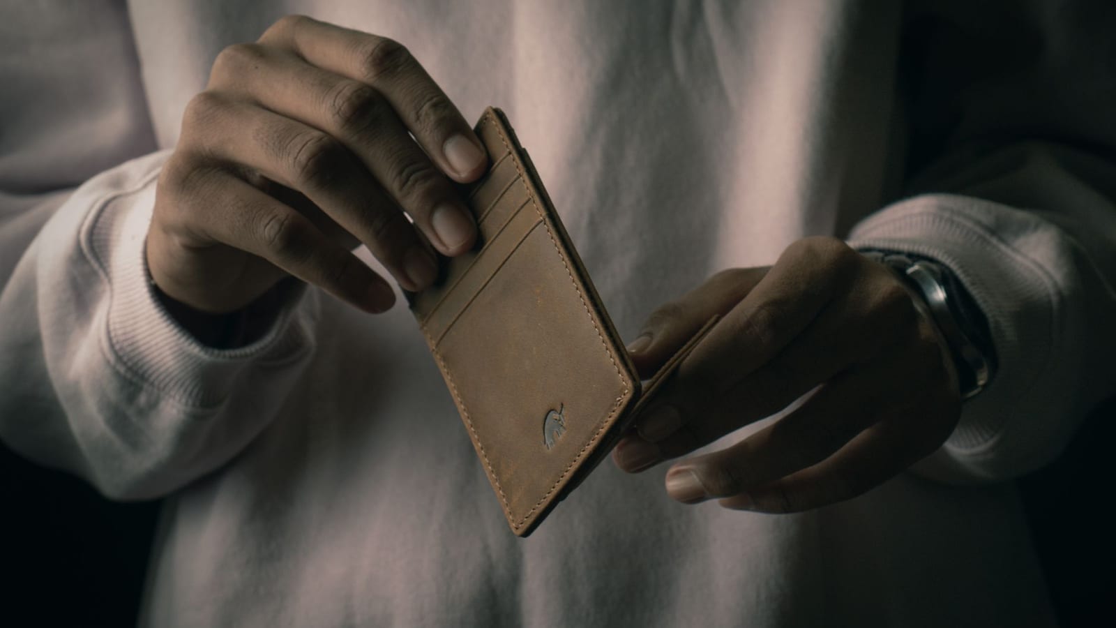 Back Pocket Wallet Habit Can Trigger Sciatic Pain