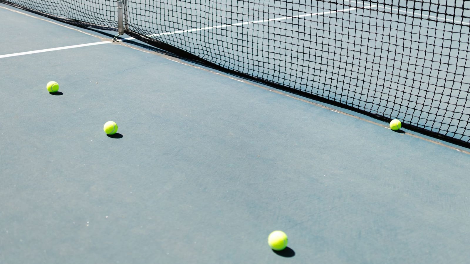 British Heatwave Puts Wimbledon And Cricket On Alert