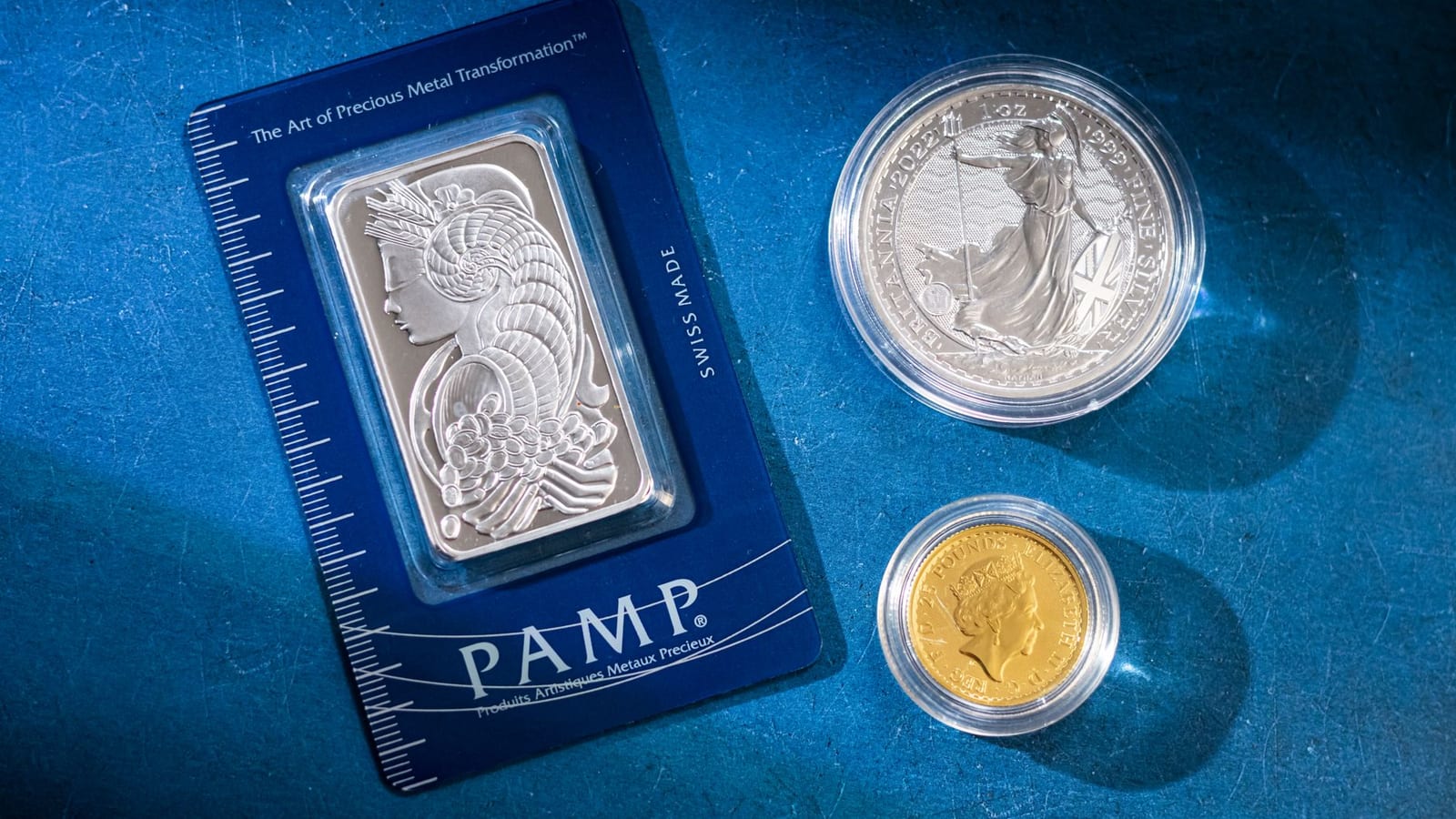 Bullion selloff deepens as oil inflation worries rise