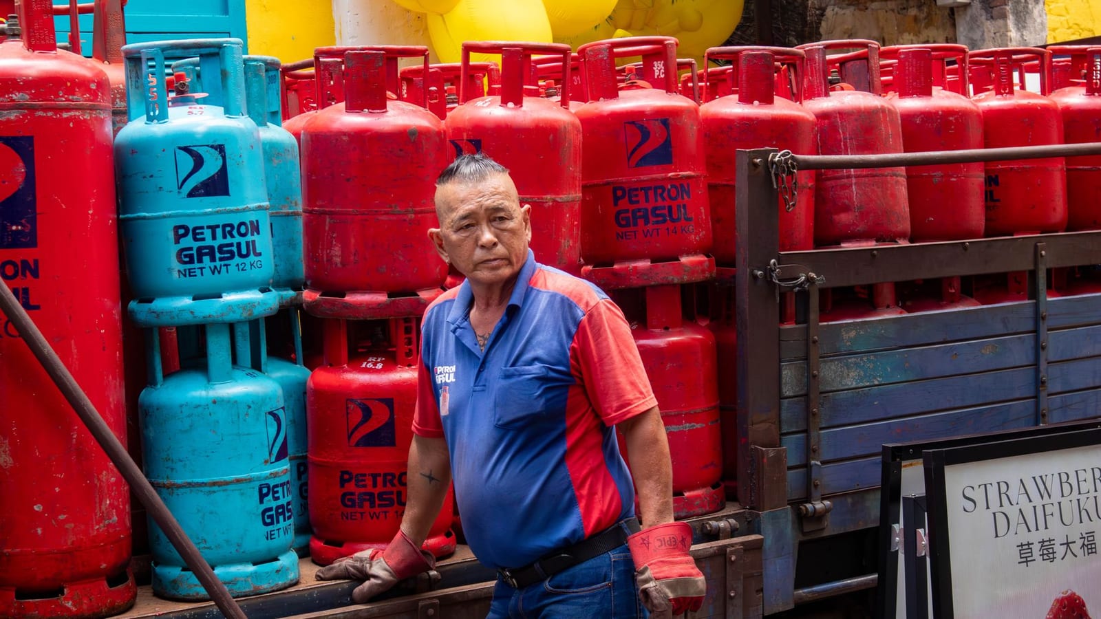 Centre lets PNG users keep LPG connection as backup