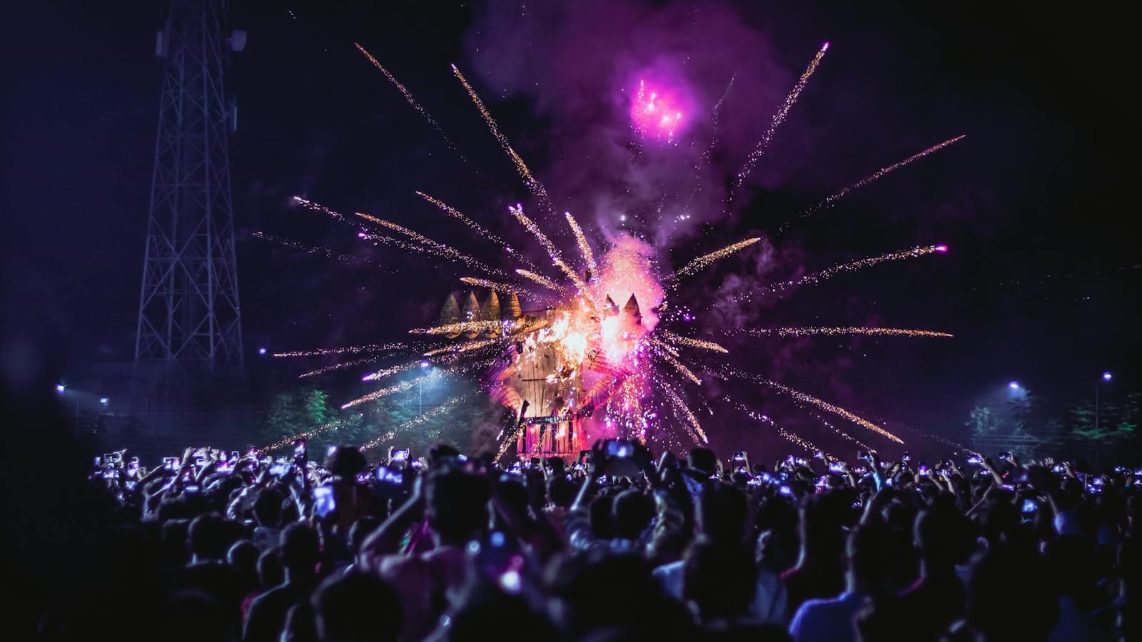 Dussehra Timings Set Pace For Festive Retail Rush
