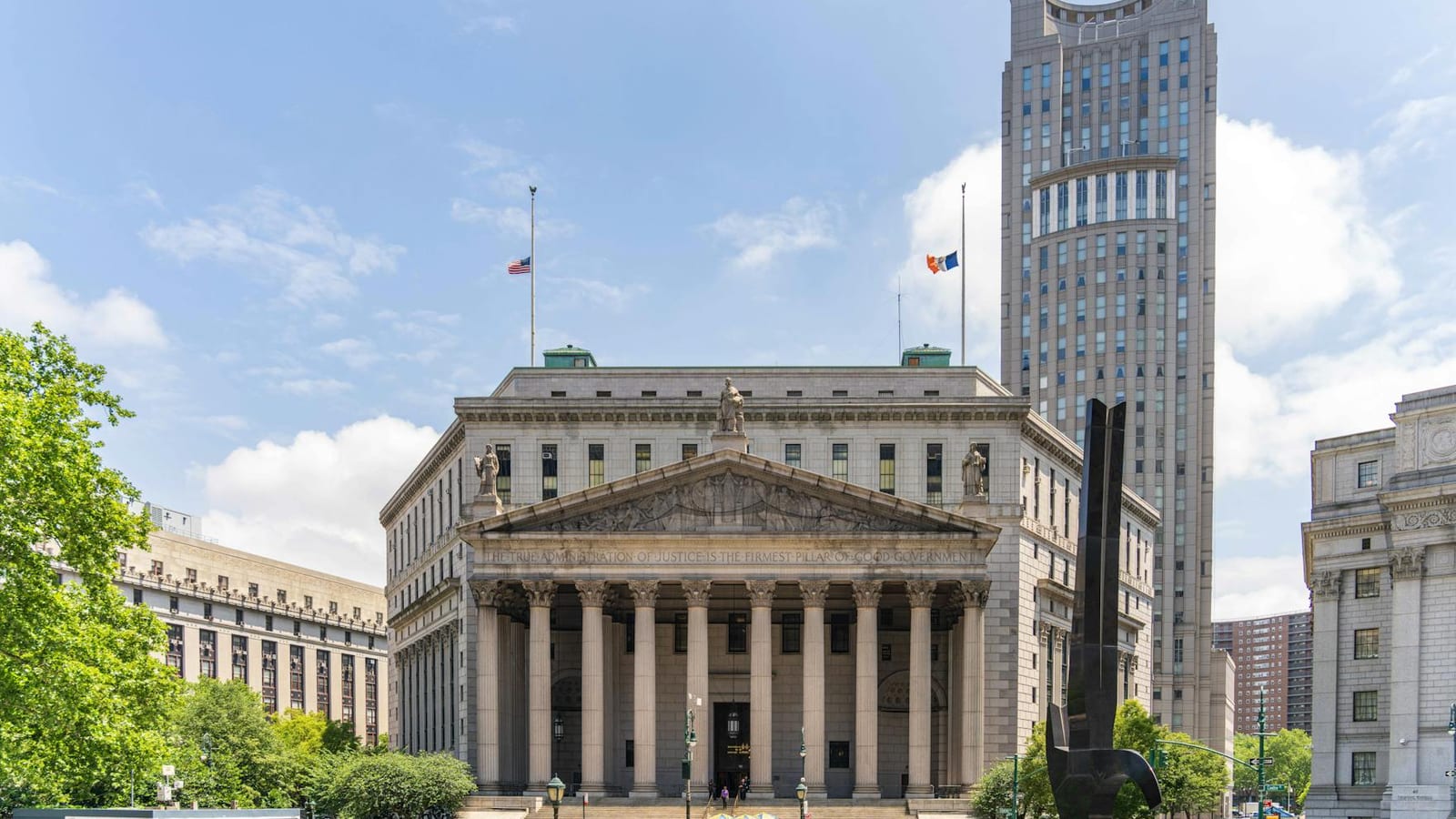 Ex-JPMorgan Banker Loses Lawyer Before NY Hearing