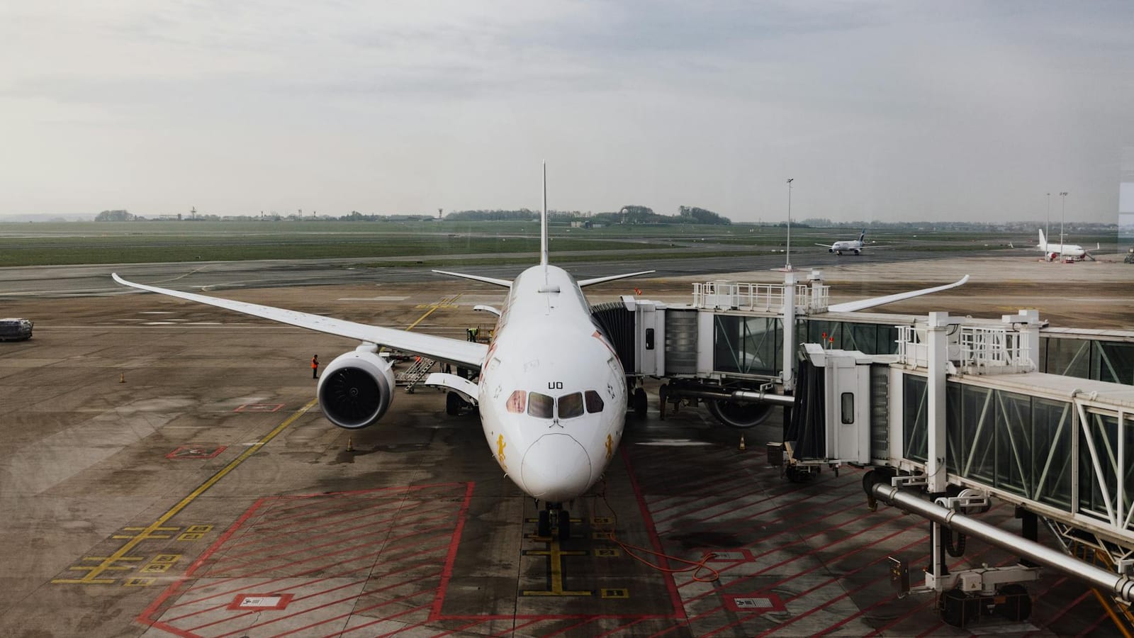 Gulf air routes on alert after Iran missile scare