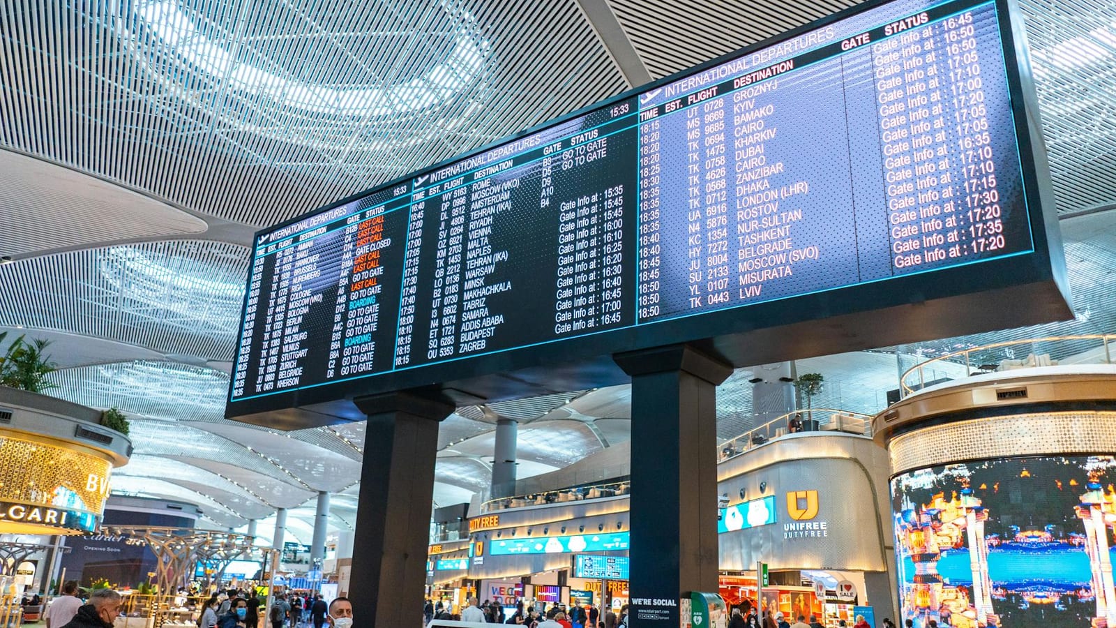 Hormuz Tensions Put Gulf Flights And Airfares At Risk