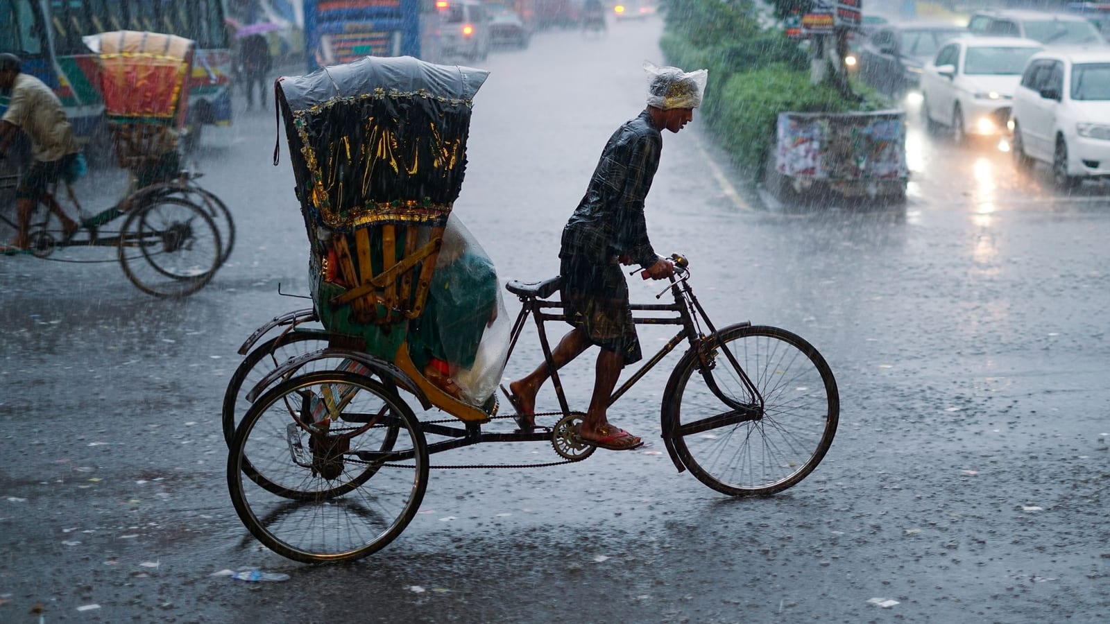 IMD Red Alert Puts Mumbai And Maharashtra On Rain Watch