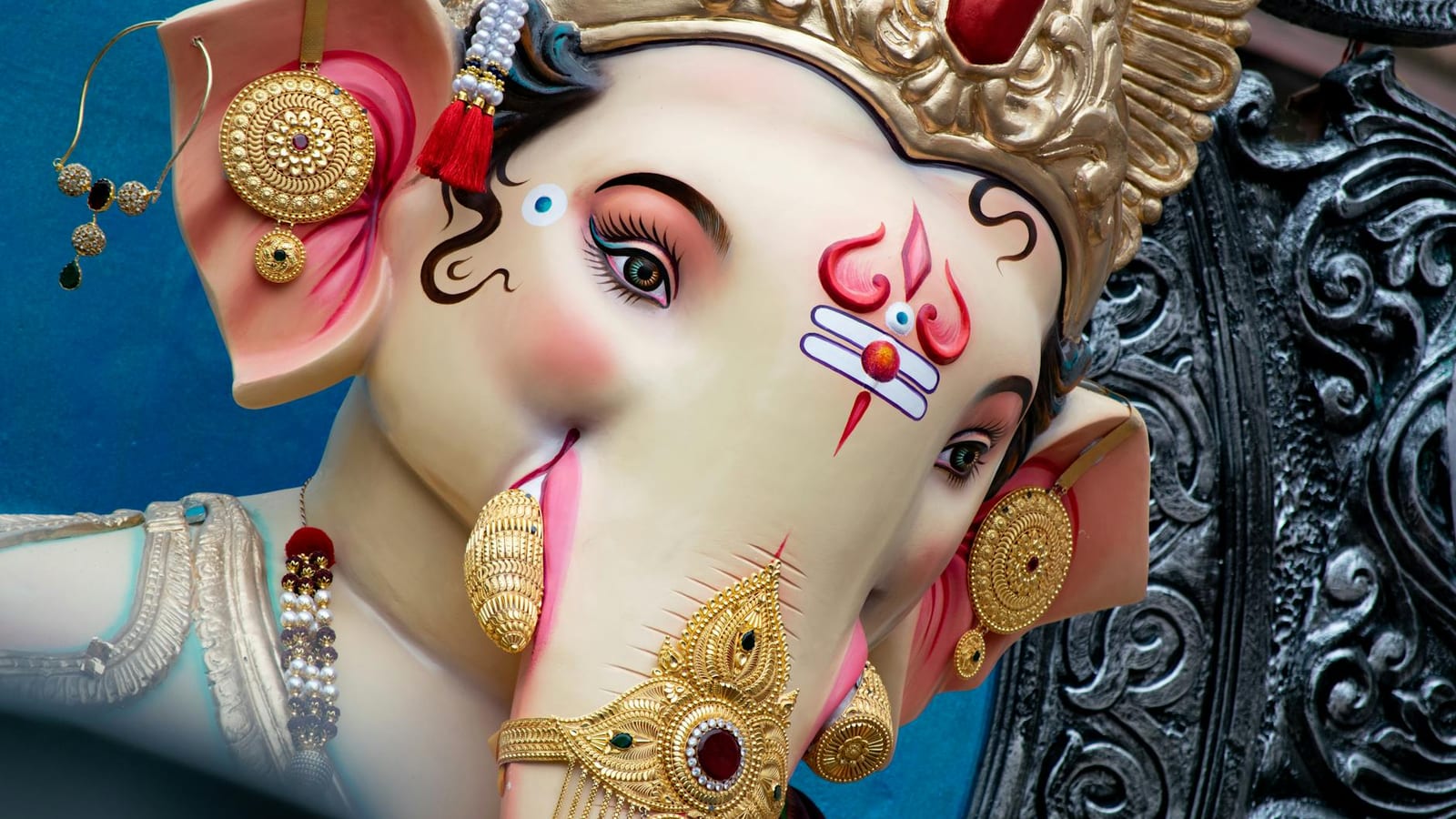 Indian Gold Buyers Weigh Diwali Timing as Prices Climb