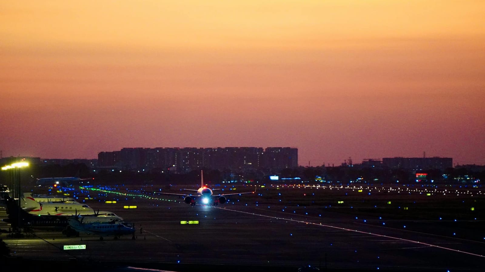 IndiGo Slips Into Q4 Loss Despite Fuller Flights