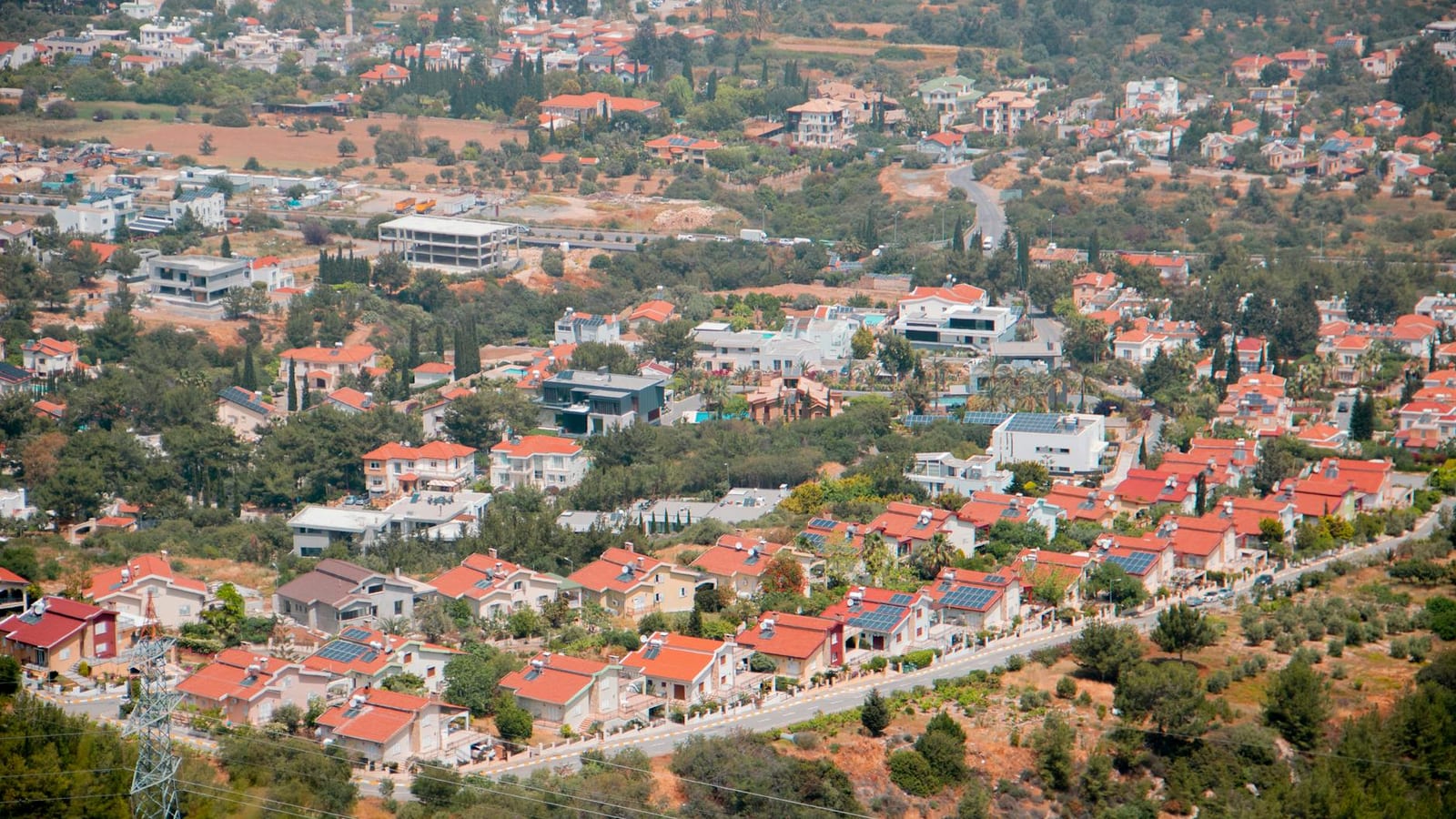 Israel Declares South Lebanon Combat Zone Amid Eid
