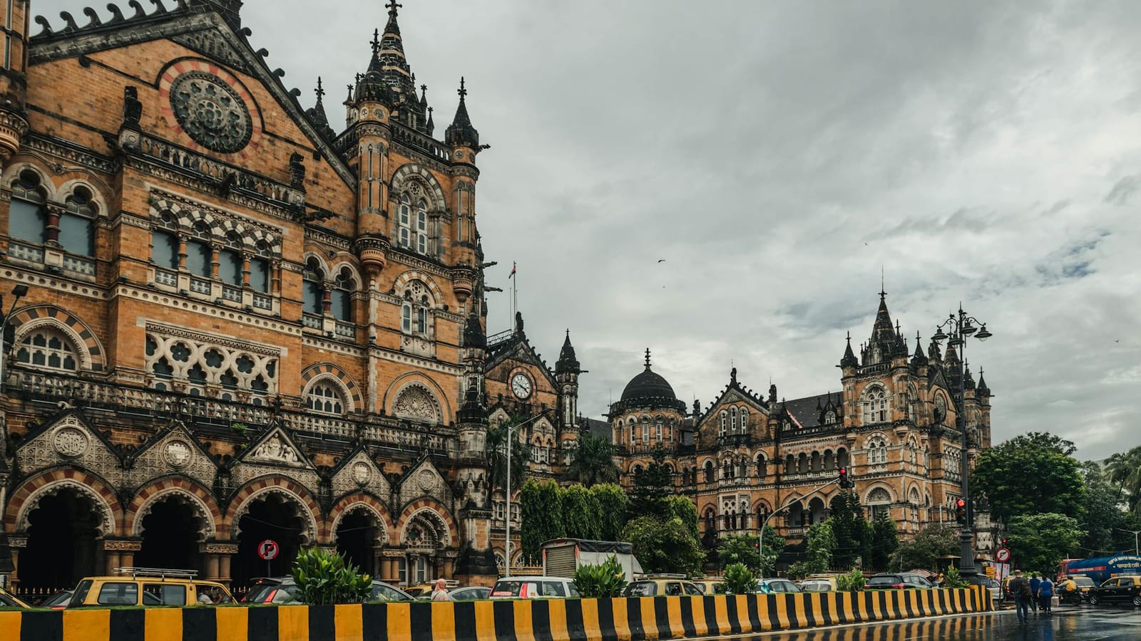 Lokmat Bets on Multilingual News App for Mobile Users