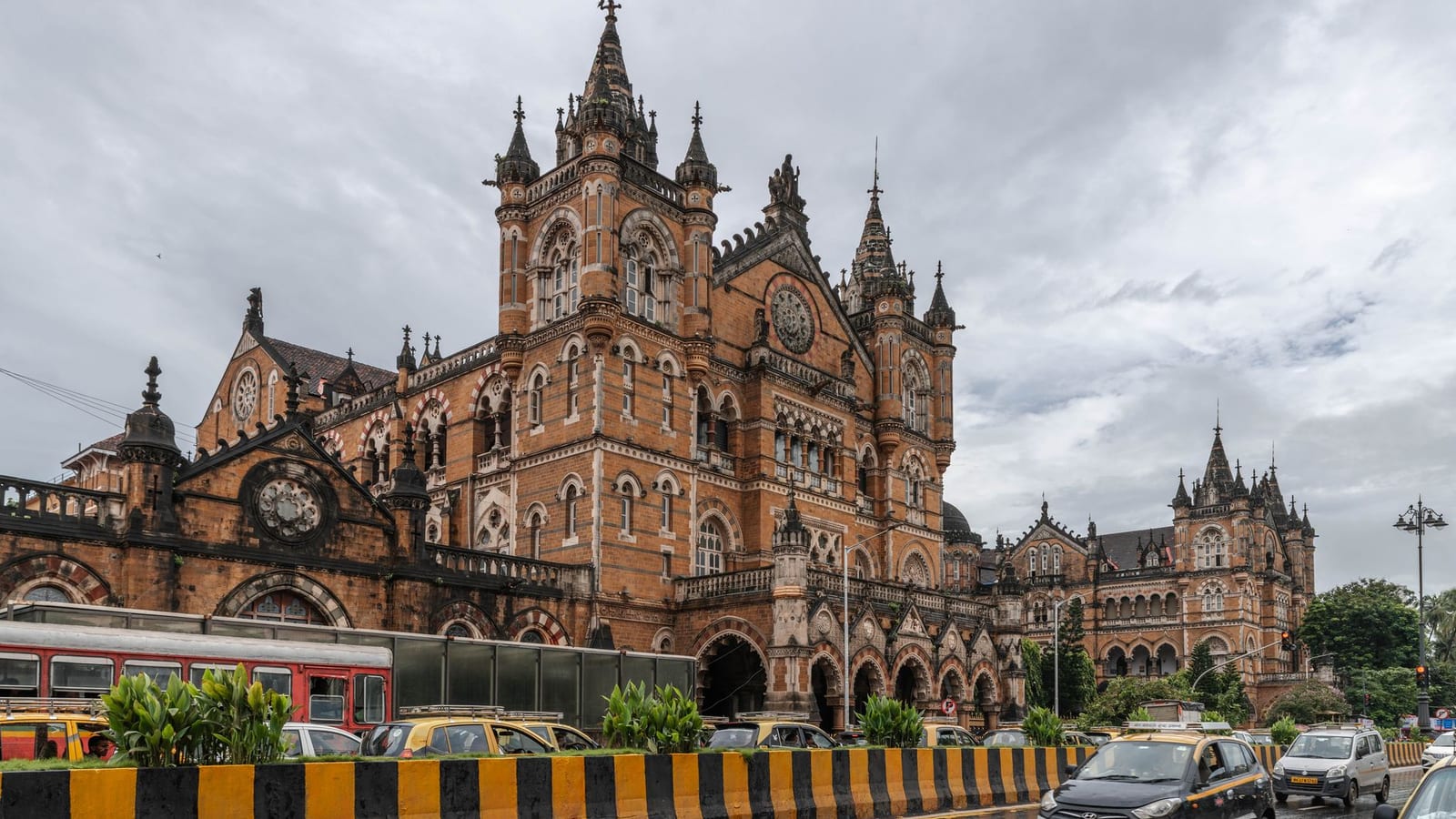 Lokmat builds multilingual regional news hub for mobile