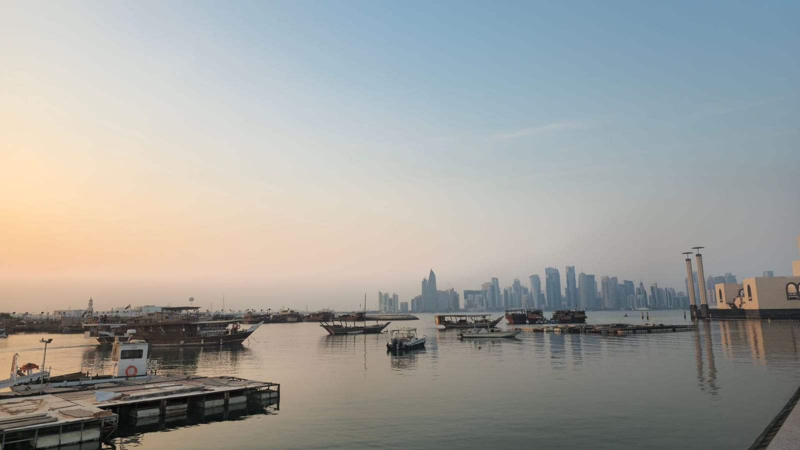 Mediators keep US-Iran backchannel open in Doha talks