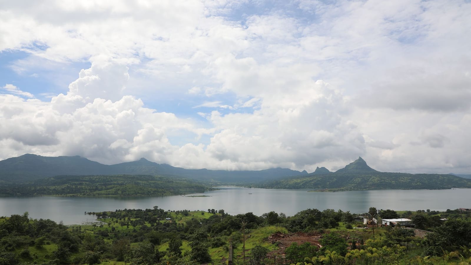 Monsoon Workations Reshape India's Holiday Trends