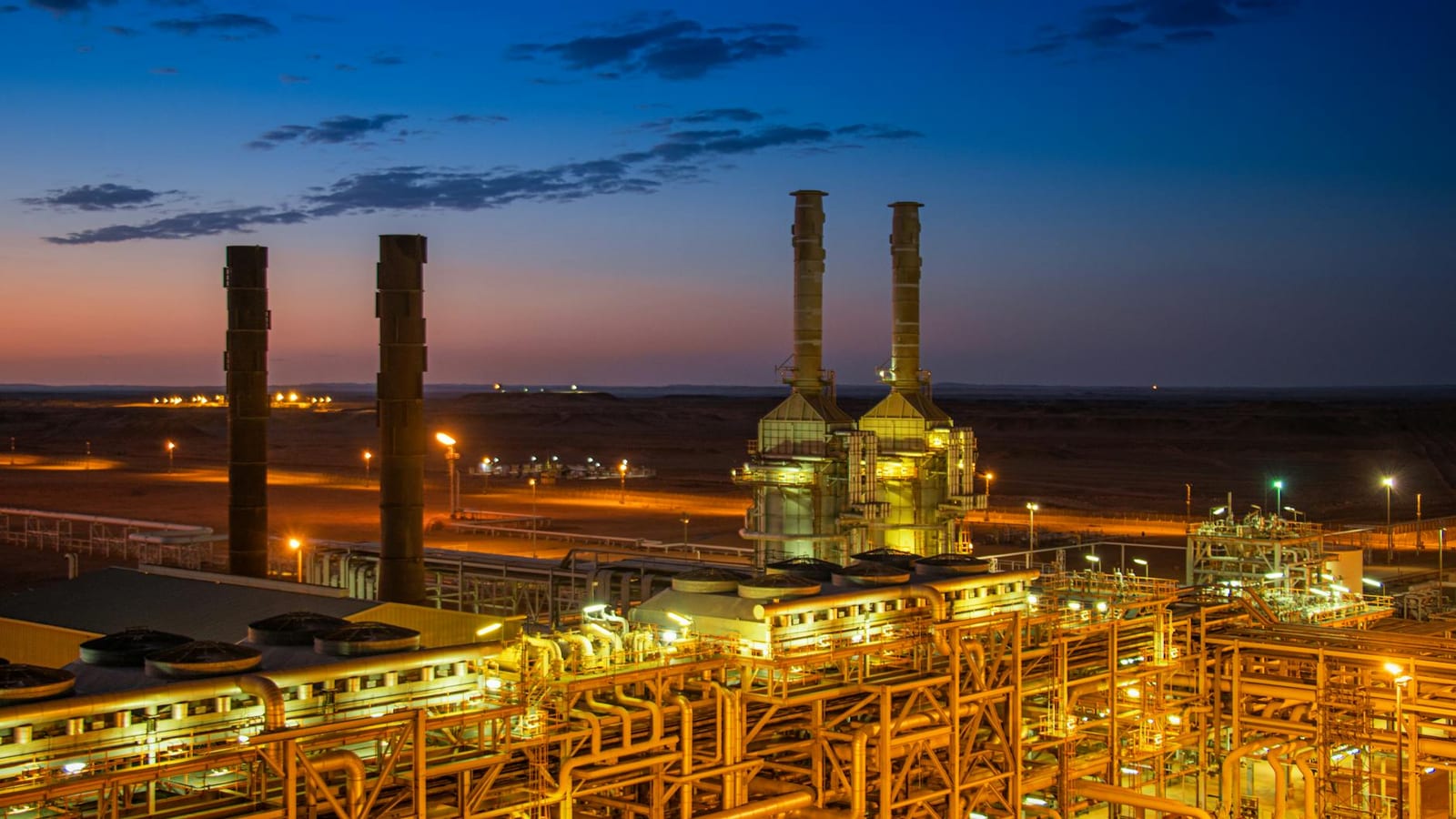 Oil Slips as US-Iran Truce Hopes Lift Global Stocks