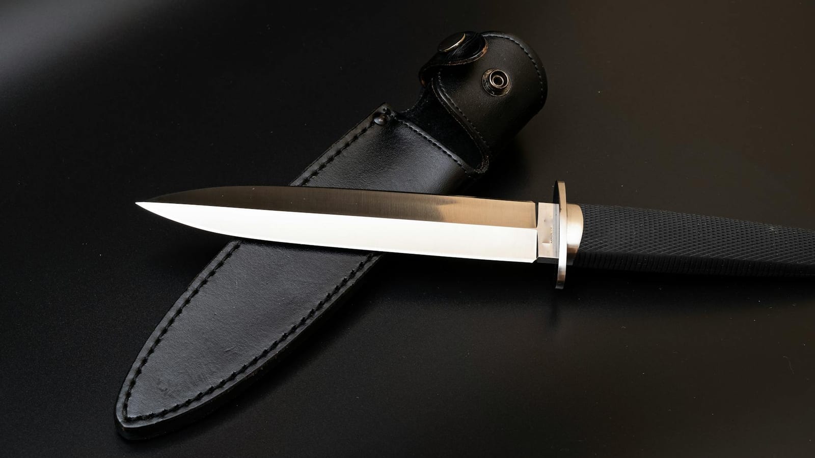 UK Sikh Groups Reject Kirpan Ban Calls After Verdict