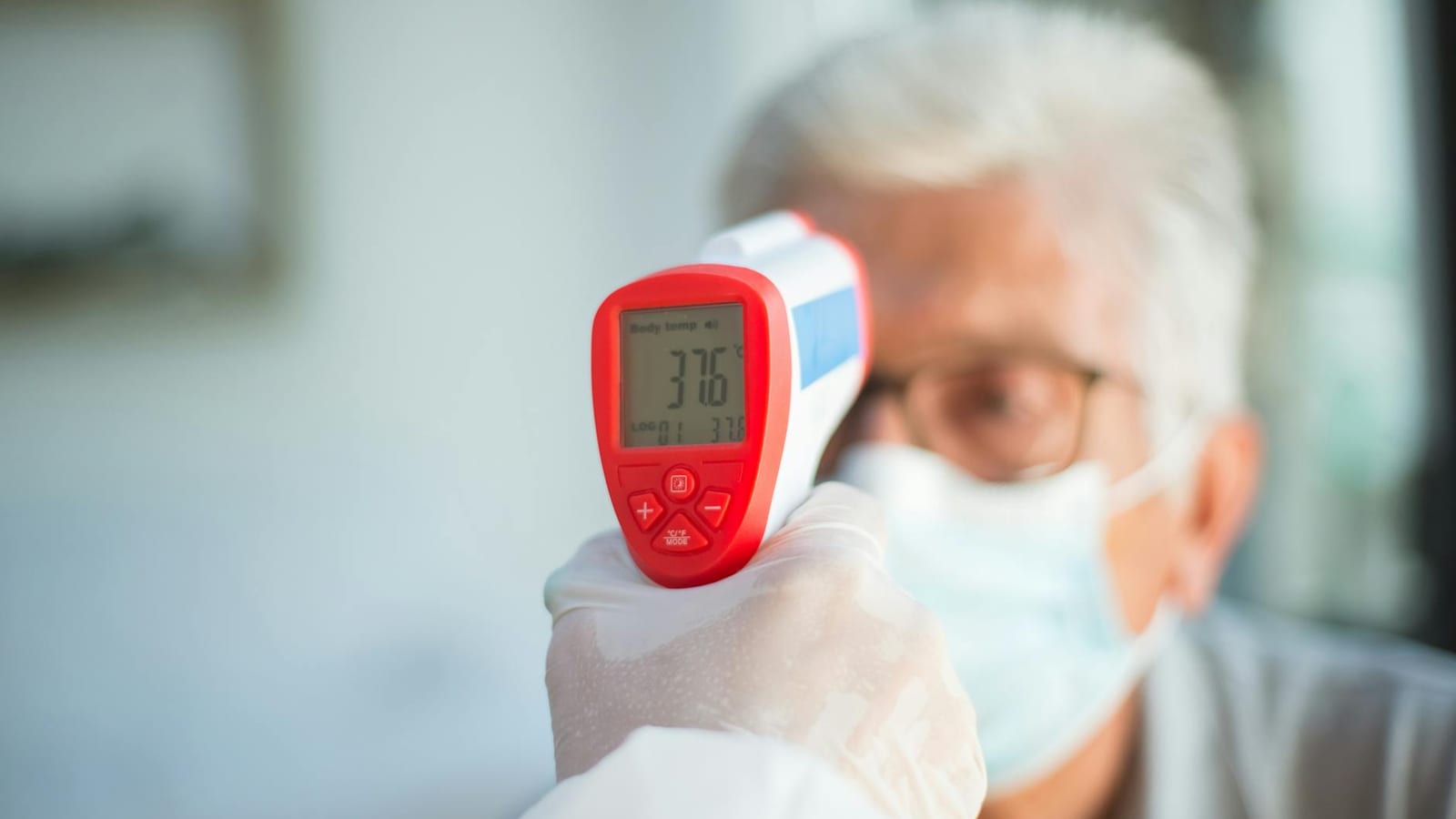 US to screen flyers from Ebola-hit African zones