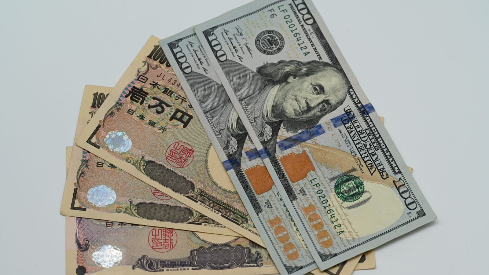 Yen Hits 1986 Low as Dollar Strength Rattles Asia
